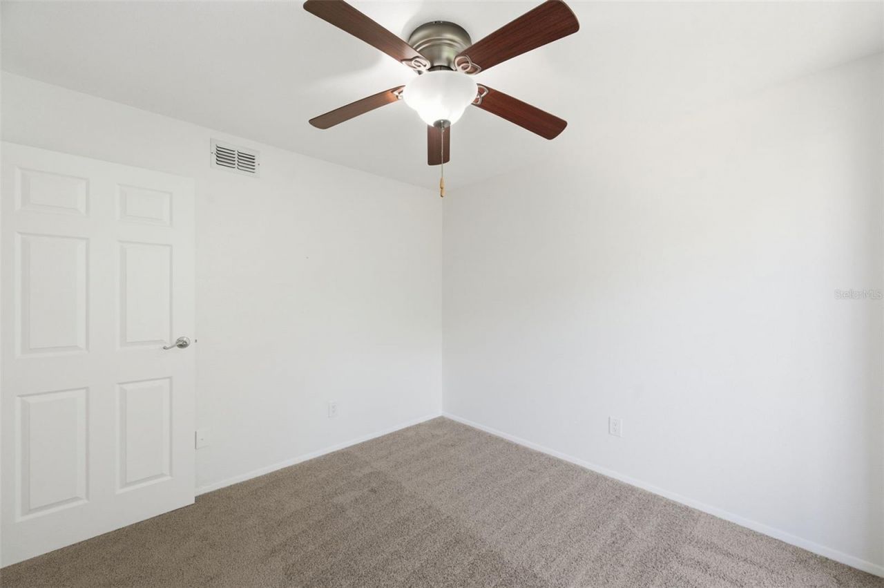 9100 Dr Martin Luther King Jr Street N, Unit 1204, Saint Petersburg, FL 33702 Photo