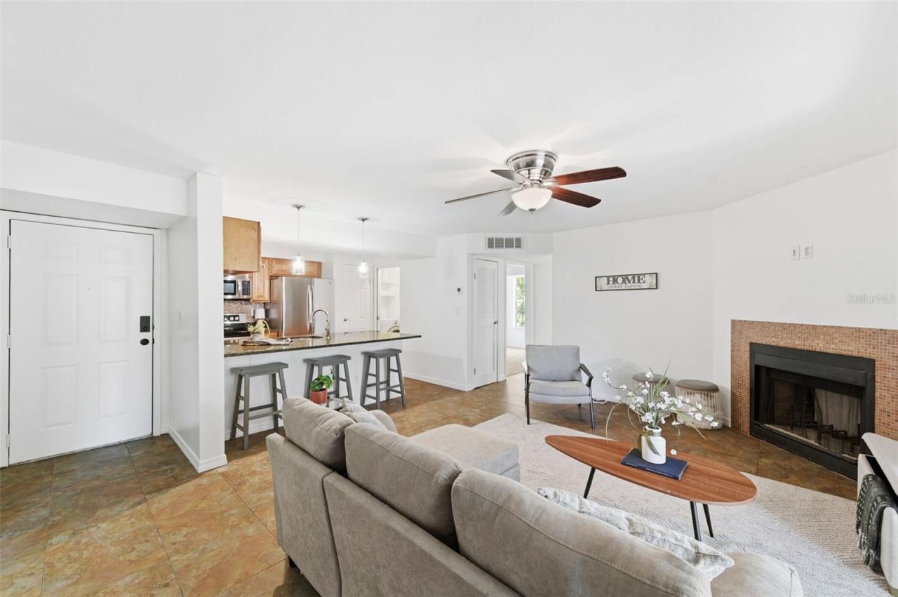 9100 Dr Martin Luther King Jr Street N, Unit 1204, Saint Petersburg, FL 33702 Photo