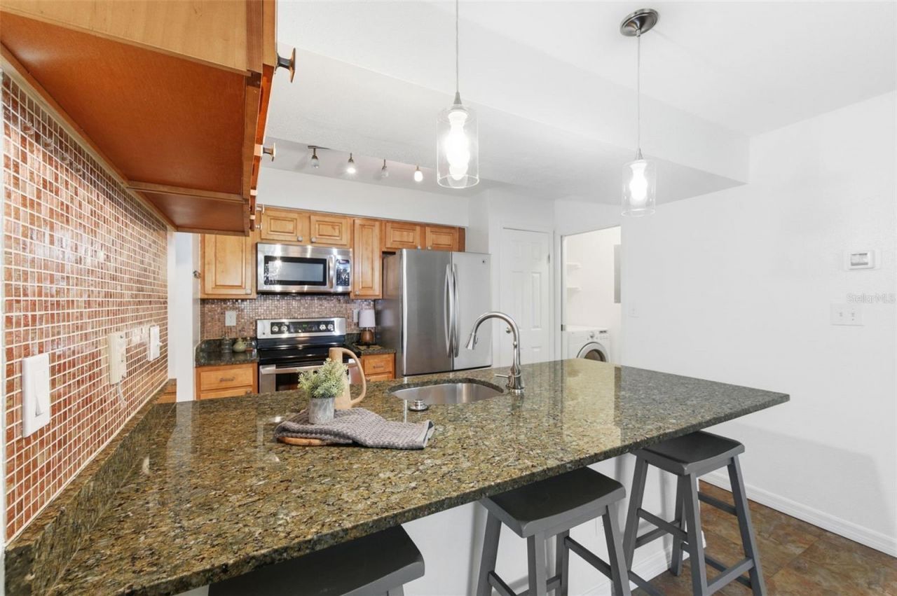 9100 Dr Martin Luther King Jr Street N, Unit 1204, Saint Petersburg, FL 33702 Photo