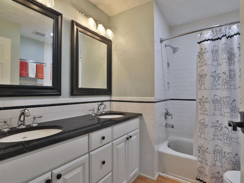 336 Brownsfell Drive, Columbus, OH 43235 Photo 34