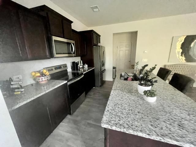 606 Snow Owl Drive Photo 10