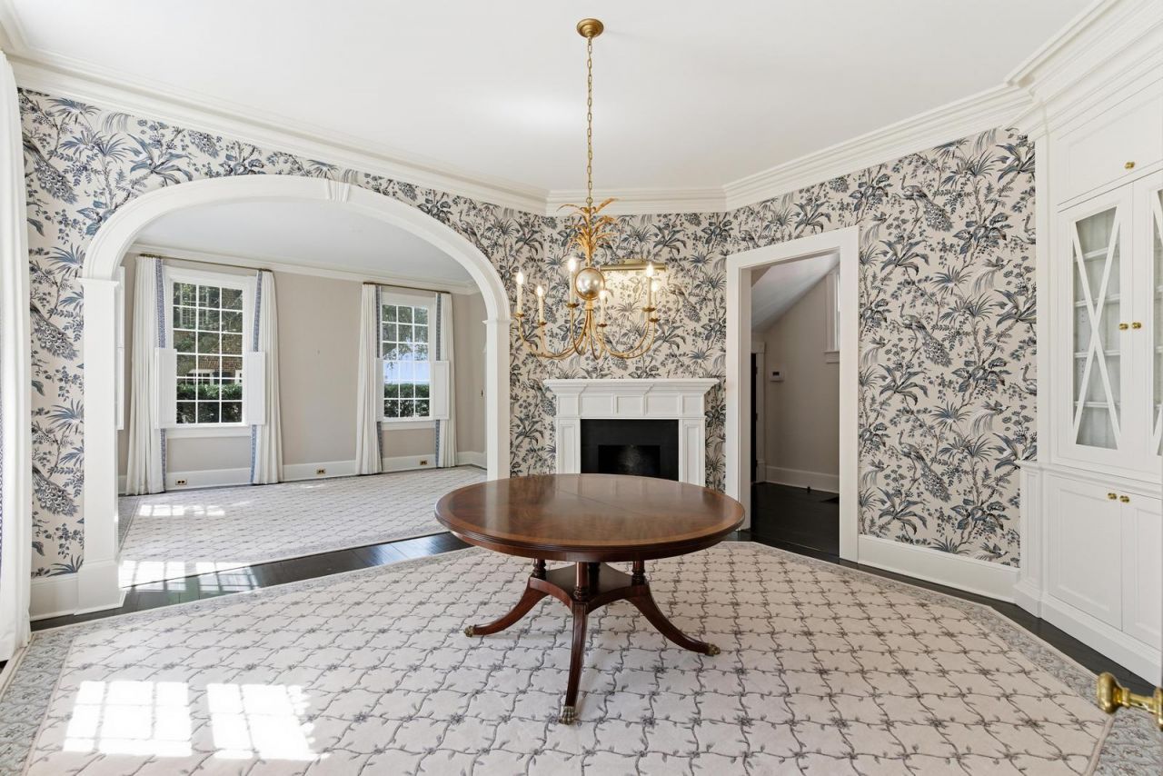 80 Church Street Photo 12