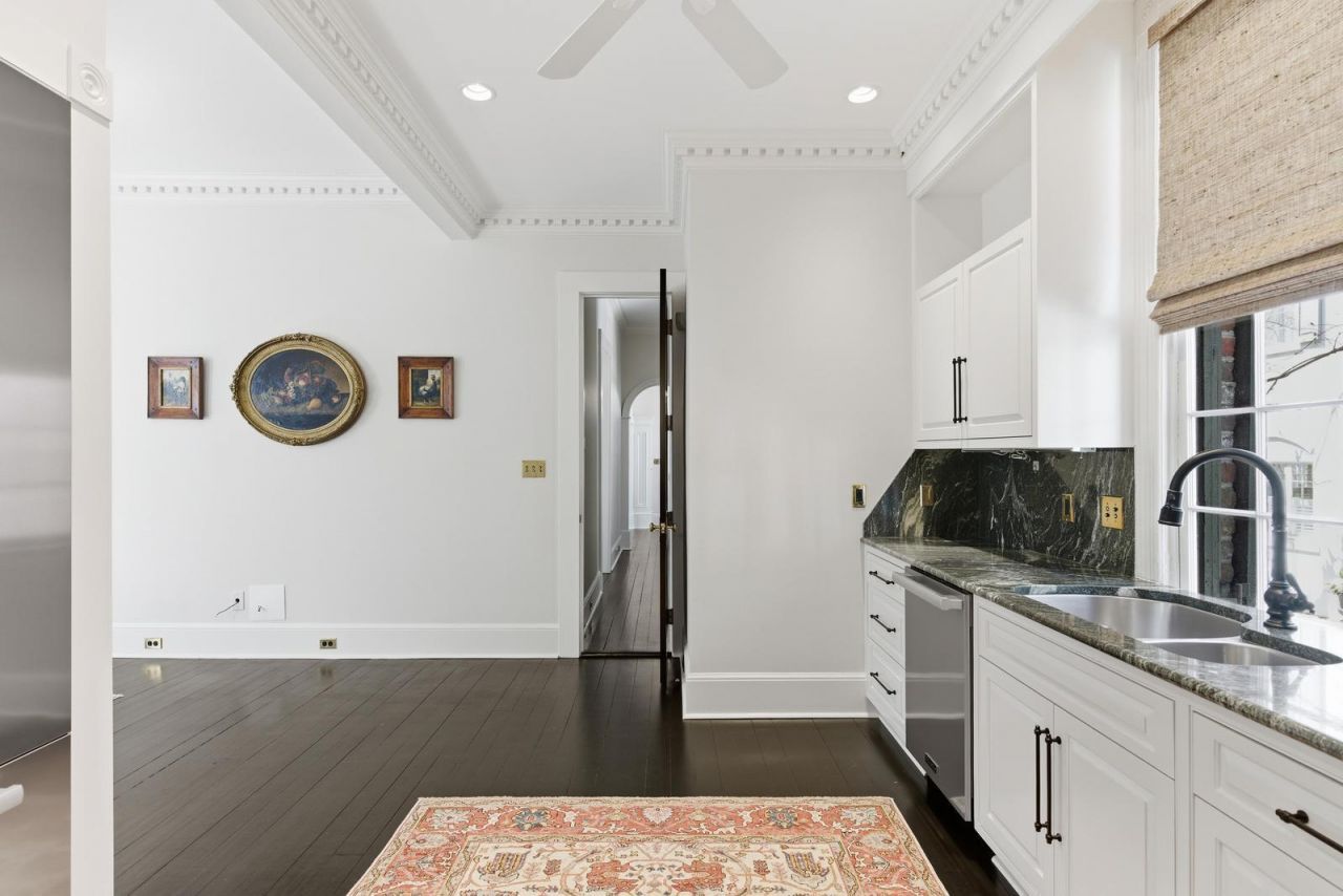 80 Church Street Photo 21