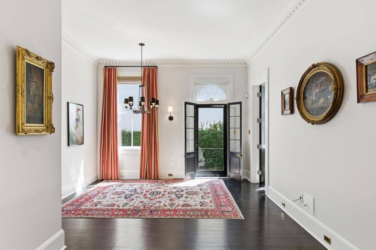 80 Church Street Photo 22