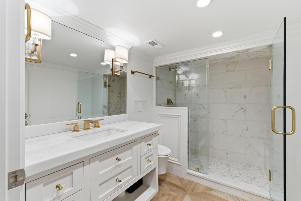 80 Church Street Photo 53