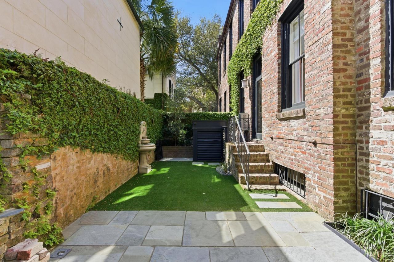 80 Church Street Photo 57