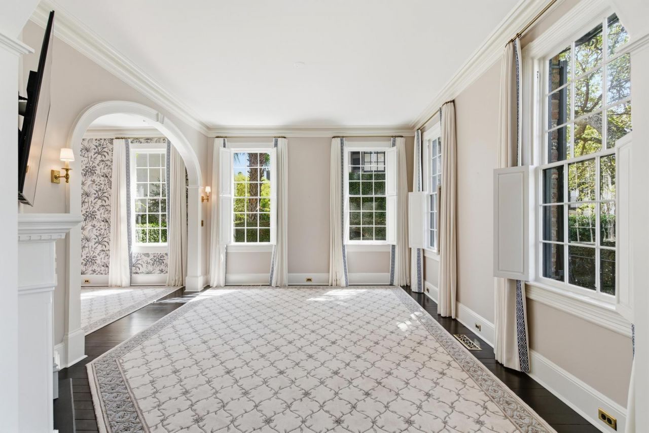 80 Church Street Photo 8