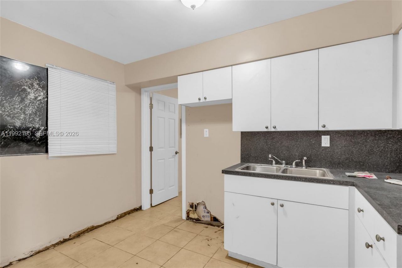 5020 NW 182nd St, Miami Gardens, FL 33055 Photo