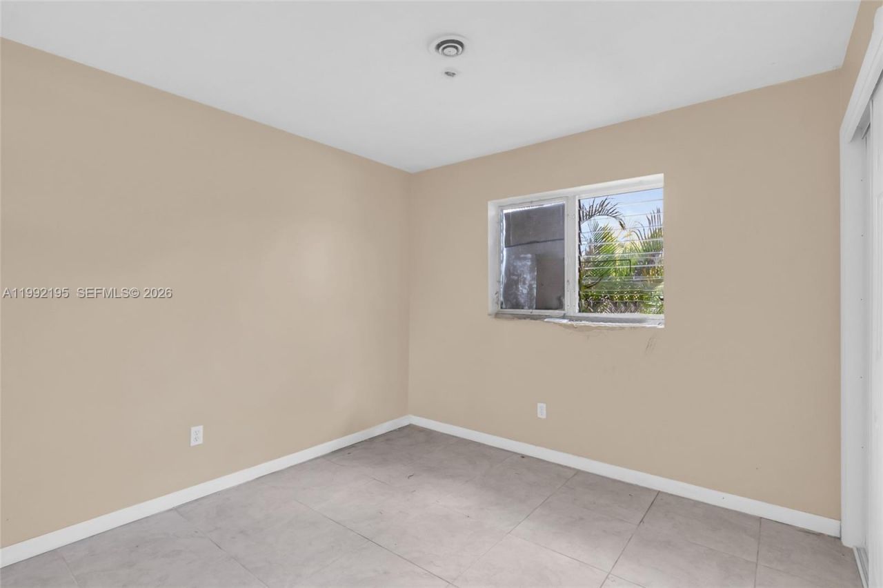 5020 NW 182nd St, Miami Gardens, FL 33055 Photo