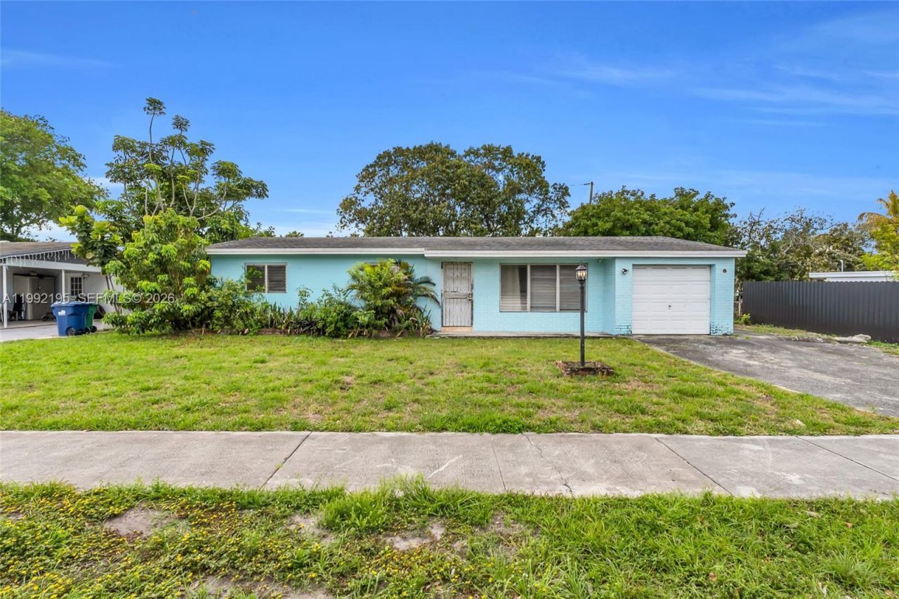 5020 NW 182nd St, Miami Gardens, FL 33055 Photo