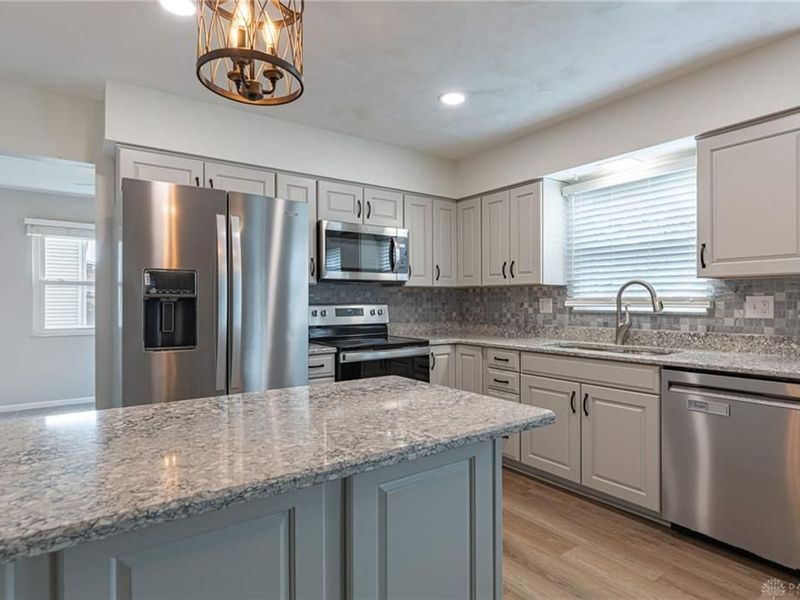 5481 Corkhill Drive, Riverside, OH 45424 Photo 11