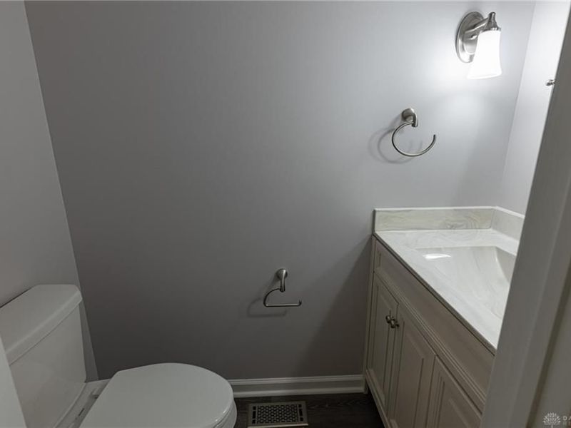 5481 Corkhill Drive, Riverside, OH 45424 Photo 16