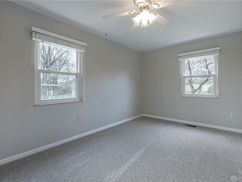 5481 Corkhill Drive, Riverside, OH 45424 Photo 5