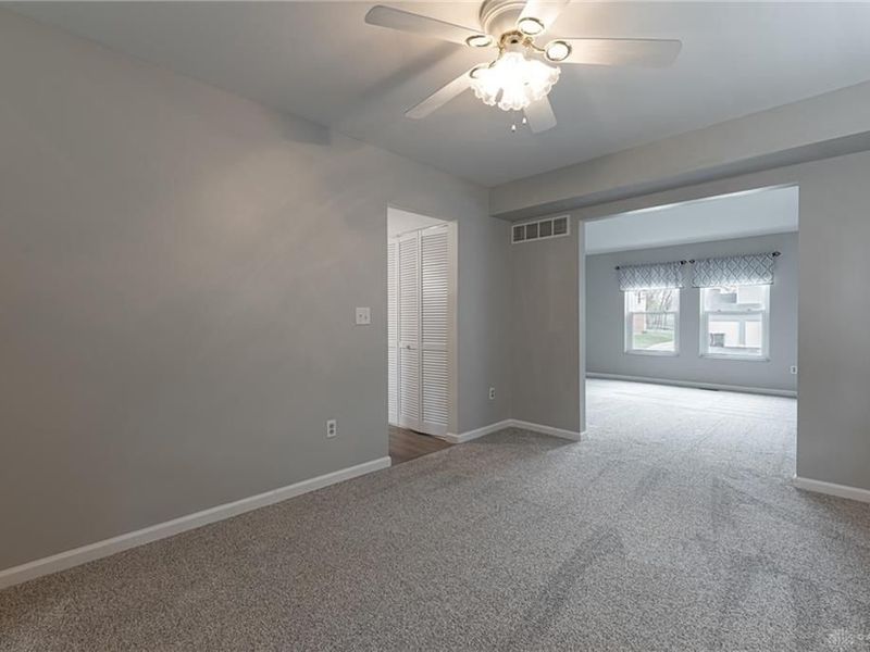 5481 Corkhill Drive, Riverside, OH 45424 Photo 6