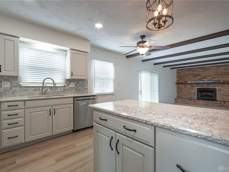 5481 Corkhill Drive, Riverside, OH 45424 Photo 7