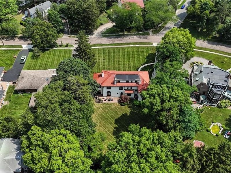 25 W Thruston Boulevard, Oakwood, OH 45419 Photo 10