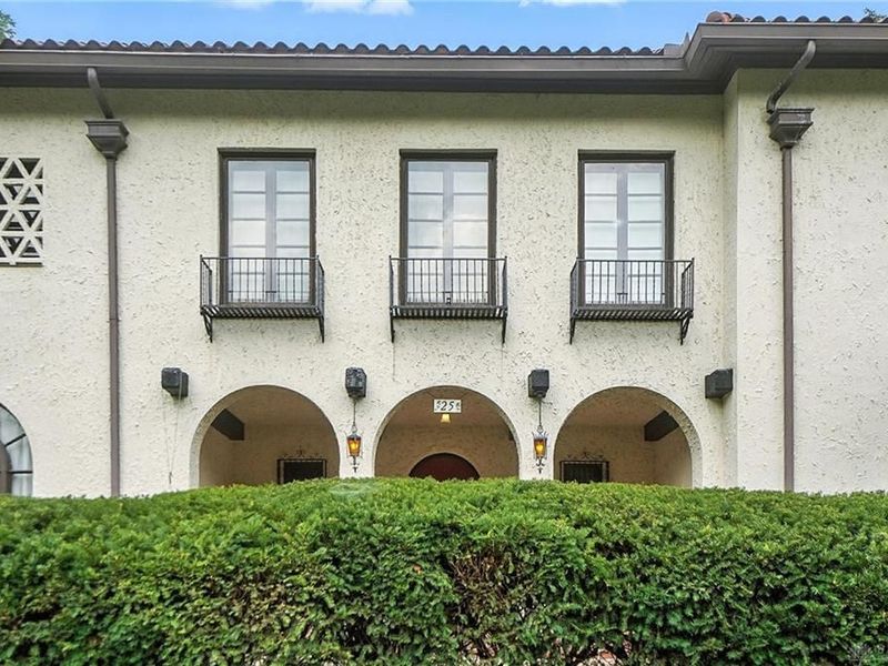 25 W Thruston Boulevard, Oakwood, OH 45419 Photo 11