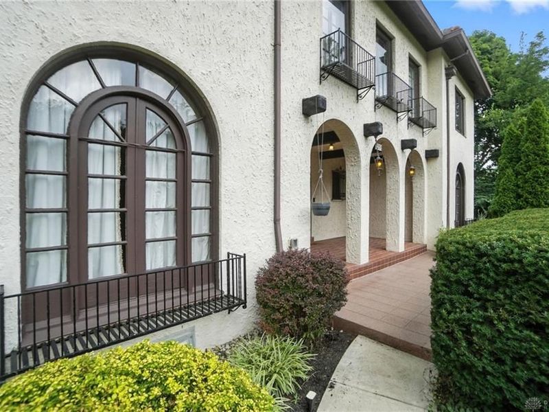 25 W Thruston Boulevard, Oakwood, OH 45419 Photo 13