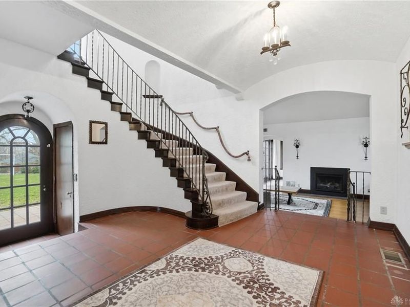 25 W Thruston Boulevard, Oakwood, OH 45419 Photo 20