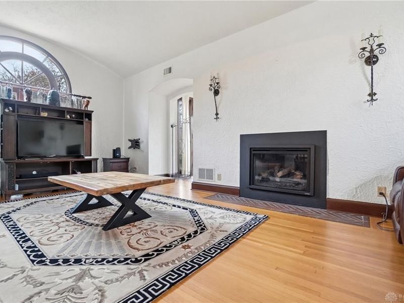 25 W Thruston Boulevard, Oakwood, OH 45419 Photo 24