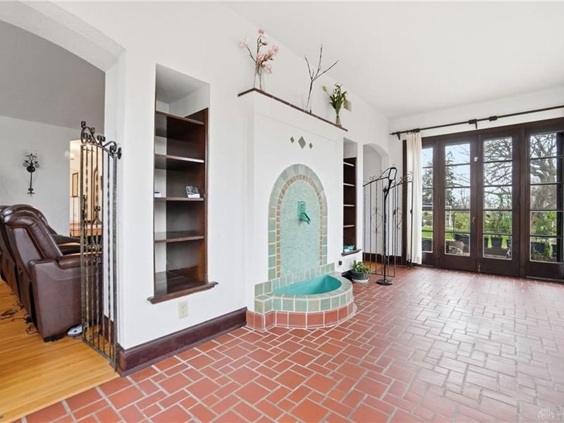 25 W Thruston Boulevard, Oakwood, OH 45419 Photo 30