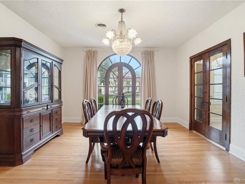 25 W Thruston Boulevard, Oakwood, OH 45419 Photo 40