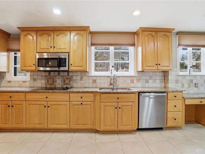 25 W Thruston Boulevard, Oakwood, OH 45419 Photo 46