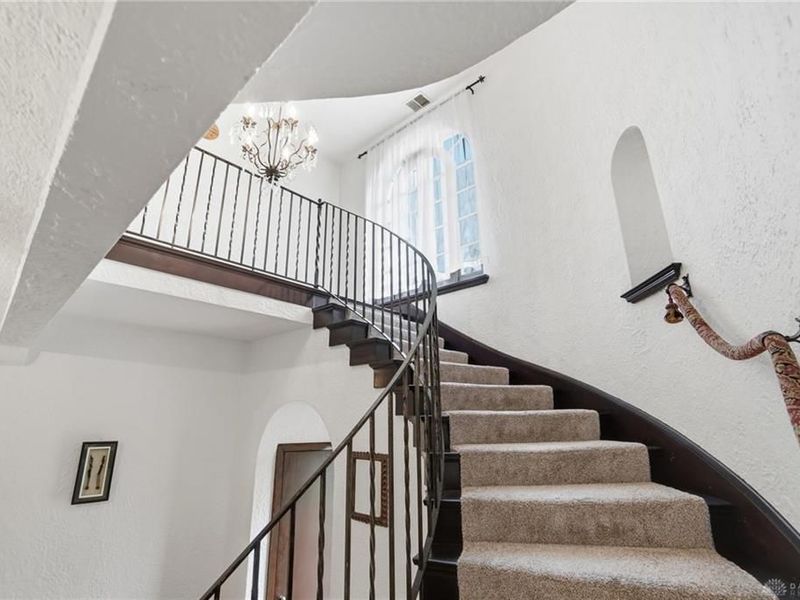 25 W Thruston Boulevard, Oakwood, OH 45419 Photo 66