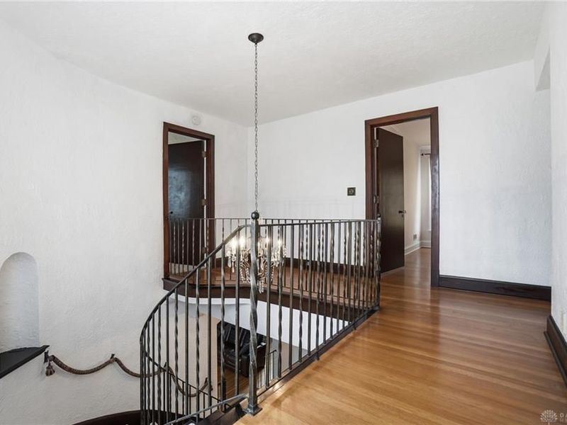 25 W Thruston Boulevard, Oakwood, OH 45419 Photo 69