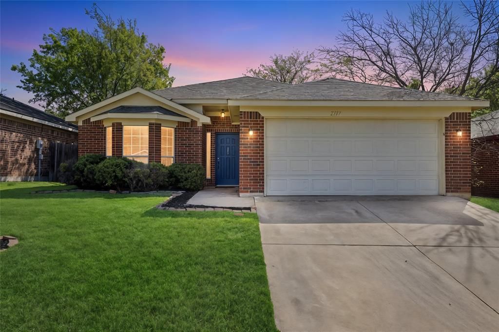 2117 Whispering Wind Street, Fort Worth, TX 76108 Main Photo