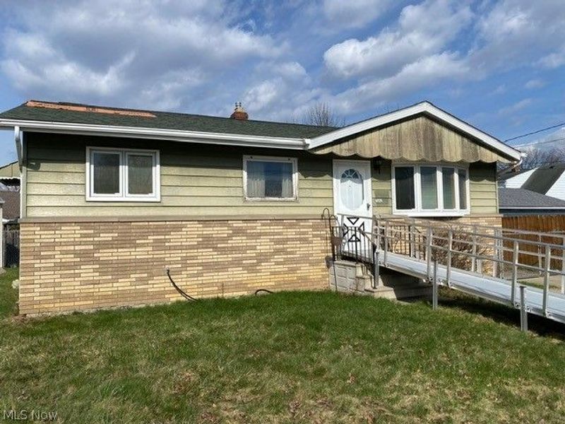 6024 Brook Court , Brook Park, OH 44142 Photo 1