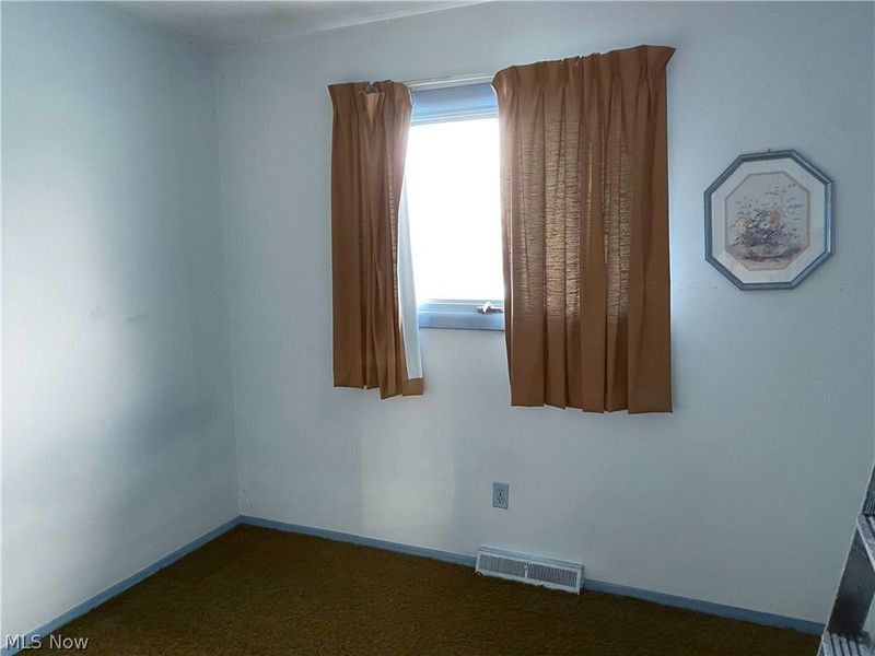 6024 Brook Court , Brook Park, OH 44142 Photo 10