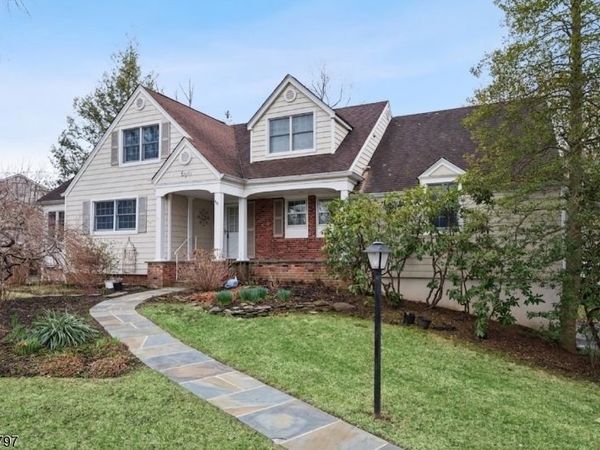 8 Bennington Rd, Morris, NJ 07960