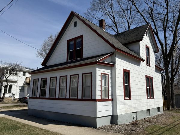 613 17TH St S, Unit 615, La Crosse, WI 54601