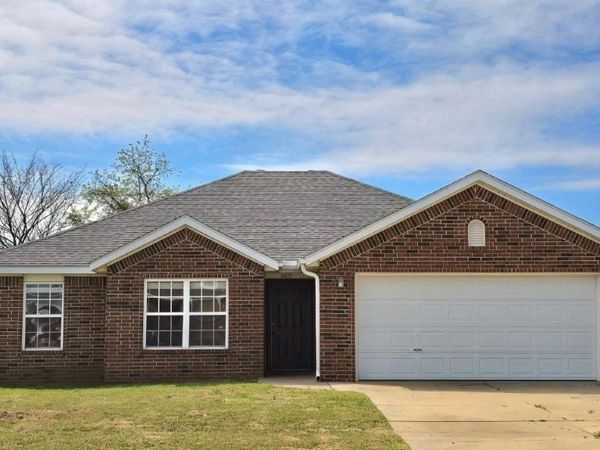 6405 SW Meadow Well Avenue , Bentonville, AR 72713