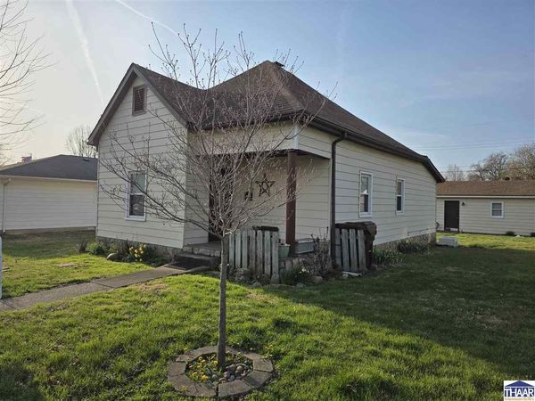 339 E Georgia, Brazil, IN 47834