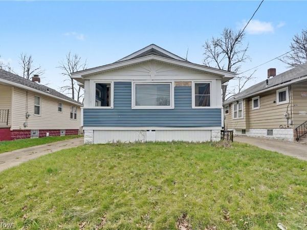 872 Cole Avenue, Akron, OH 44306