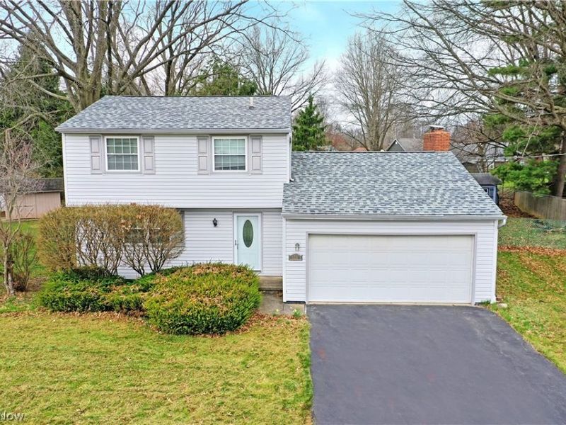 1756 Penny Lane , Youngstown, OH 44515 Photo 1