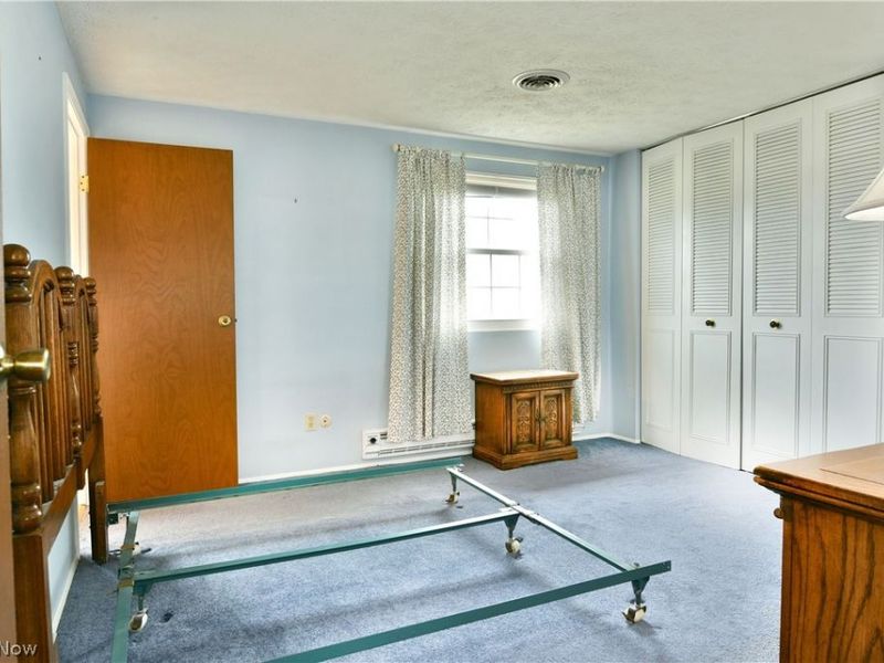 1756 Penny Lane , Youngstown, OH 44515 Photo 18