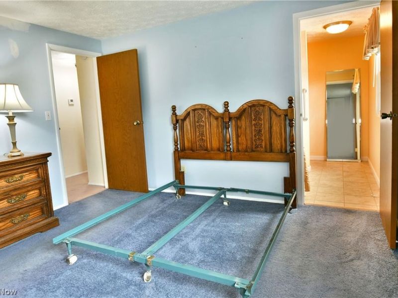 1756 Penny Lane , Youngstown, OH 44515 Photo 20