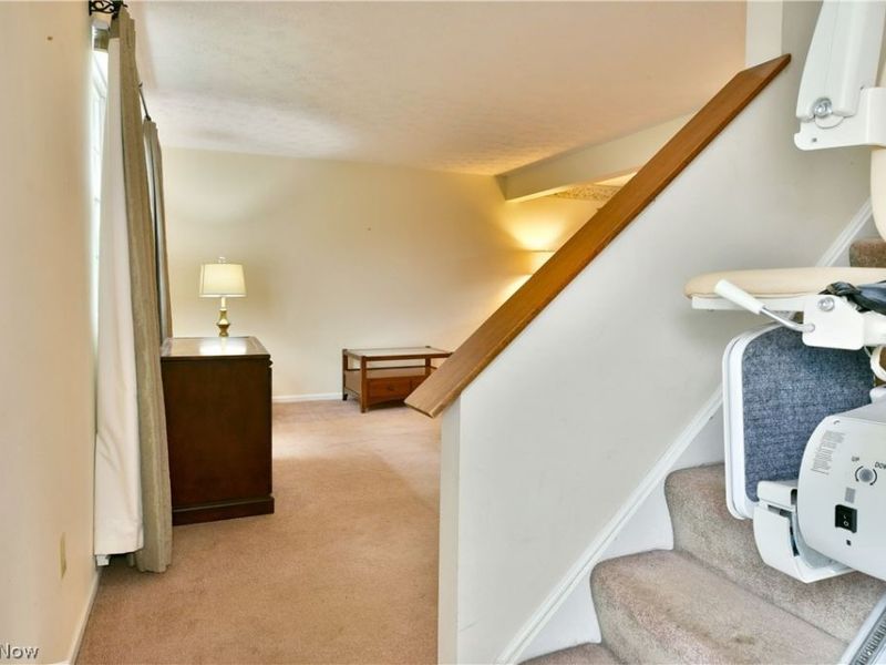 1756 Penny Lane , Youngstown, OH 44515 Photo 5