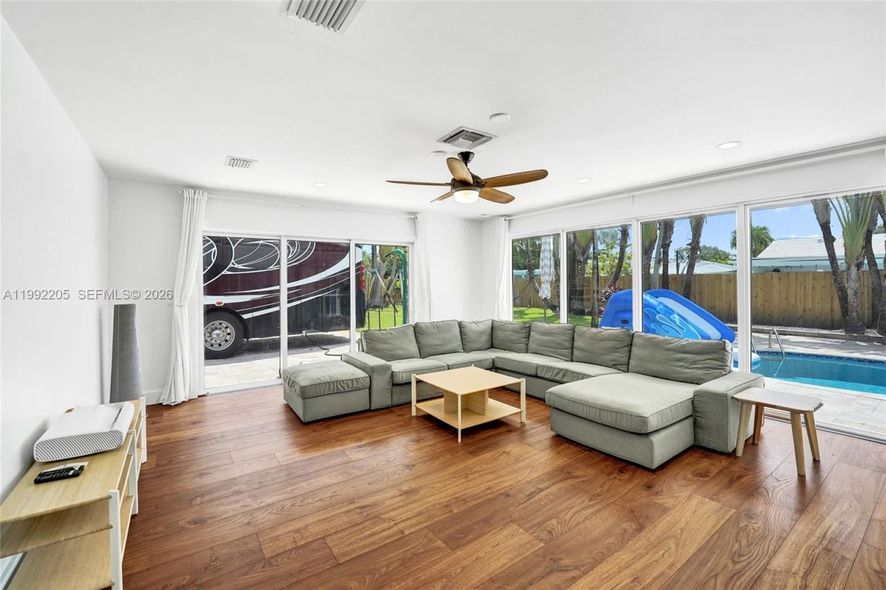 3350 N 40th St, Hollywood, FL 33021 Photo