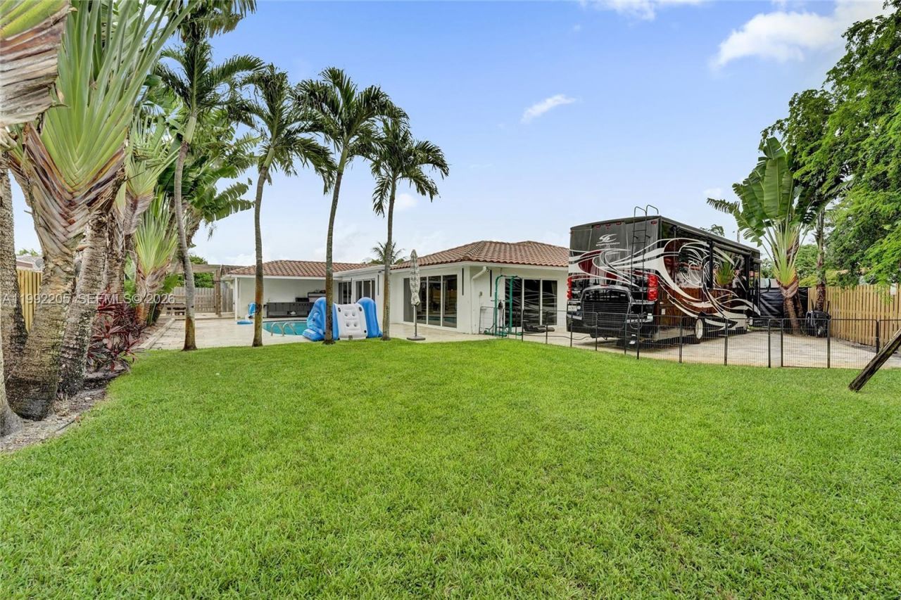 3350 N 40th St, Hollywood, FL 33021 Photo