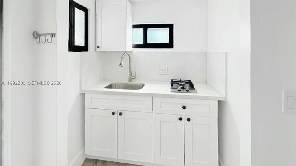 233 W 39th Pl , Hialeah, FL 33012 Photo