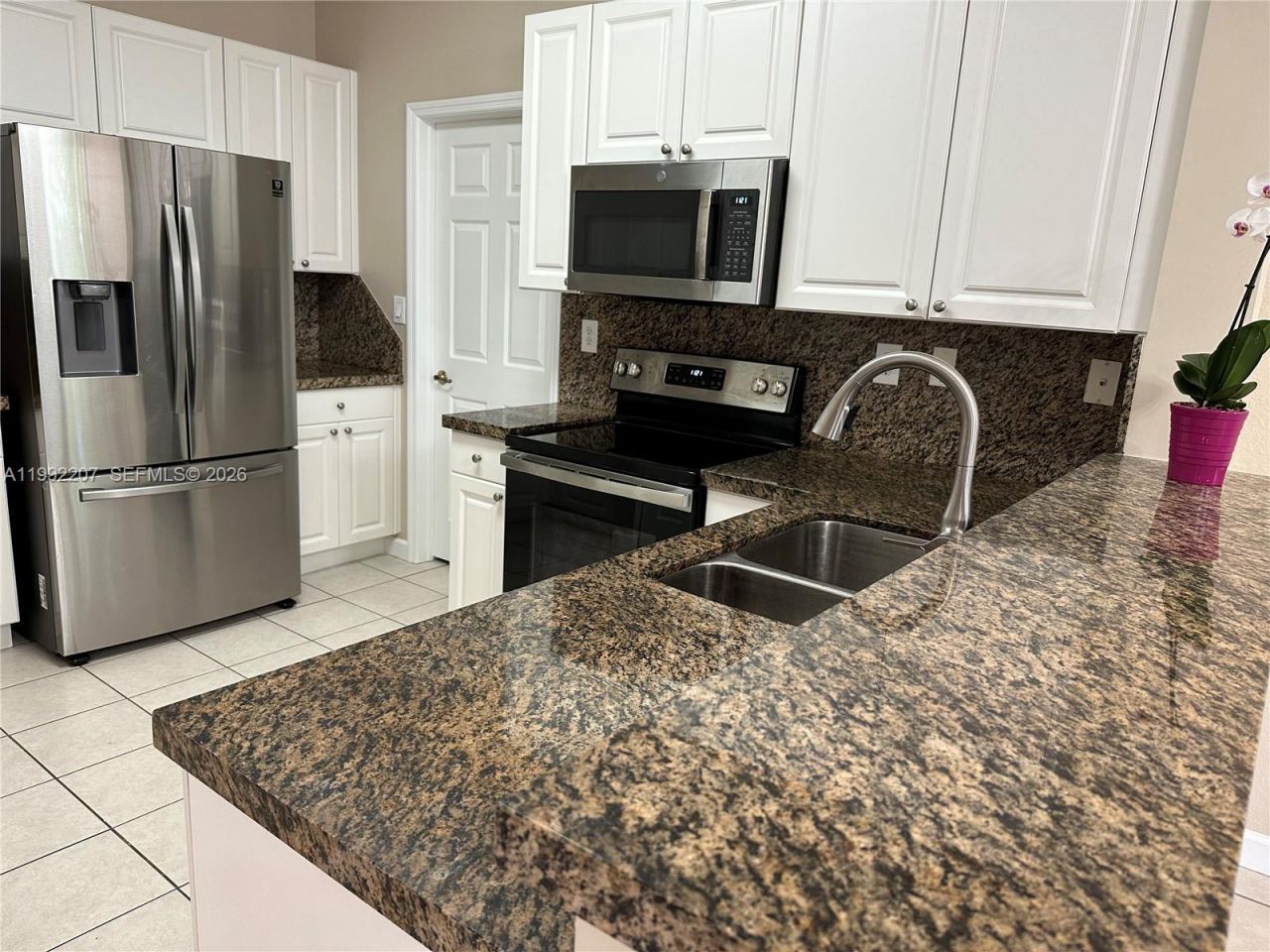 11344 NW 72nd Ln , Doral, FL 33178 Photo