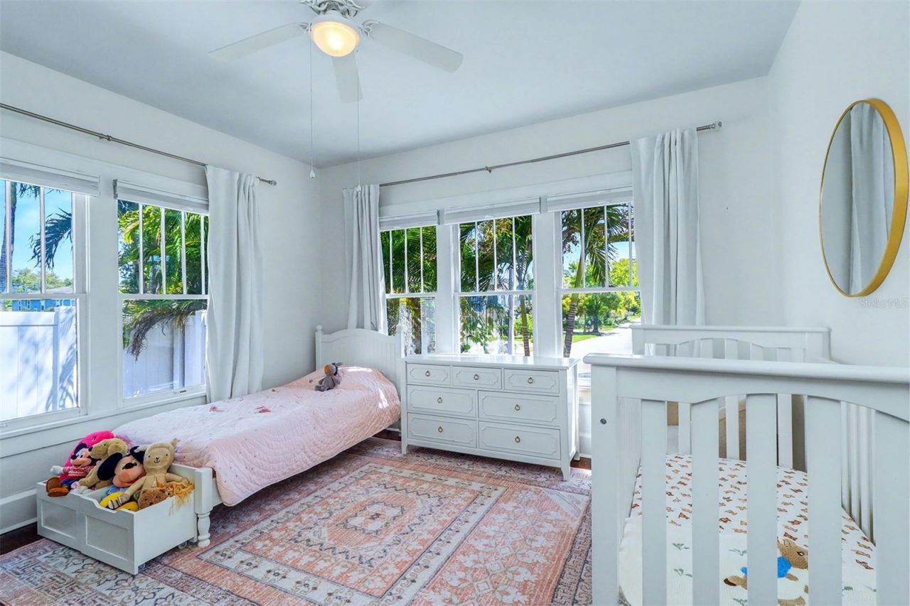 3218 7th Street N, Saint Petersburg, FL 33704 Photo