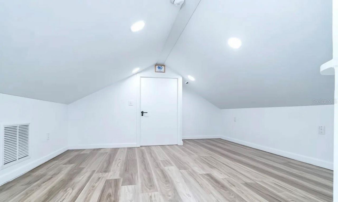 3218 7th Street N, Saint Petersburg, FL 33704 Photo