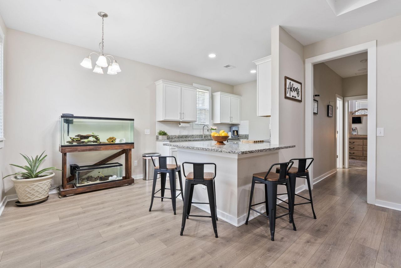 1113 Singletary Avenue Photo 6