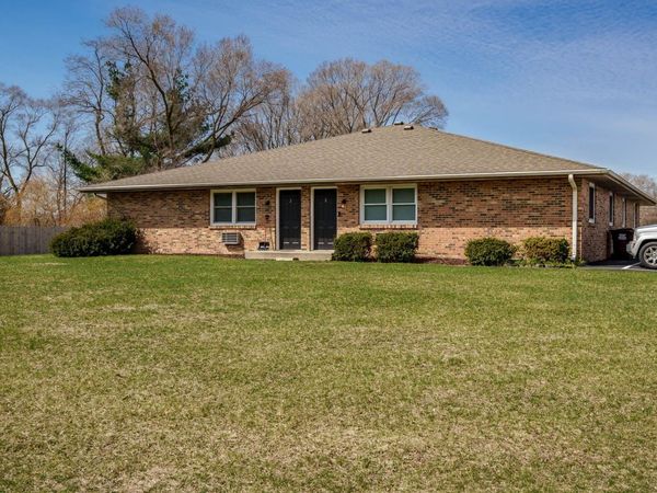 9960 Bitterroot, ROSCOE, IL 61073