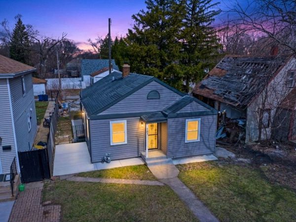 107 E 149th Street , Harvey, IL 60426